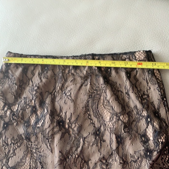 BEDO lace top and skirt - Picture 9 of 14
